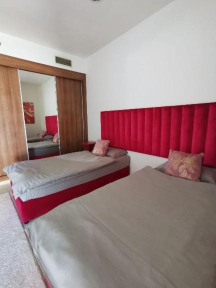 Luxury Stay In Marina Дубай Екстериор снимка